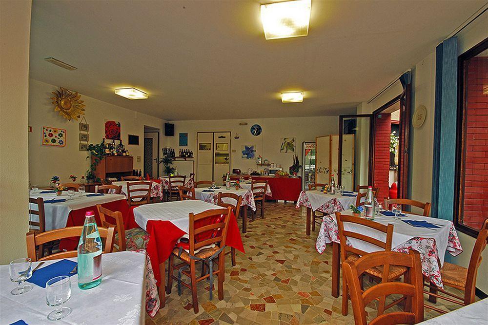 Albergo Oasi فينالي ليغوري المظهر الخارجي الصورة